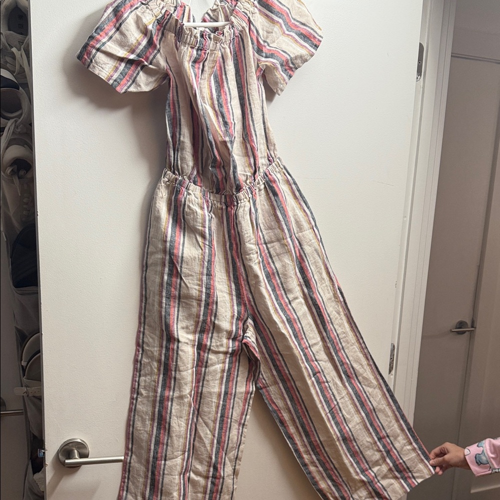 Striped Off-Shoulder Jumpsuit key TRINA TURK it’s doesn’thave waist tie